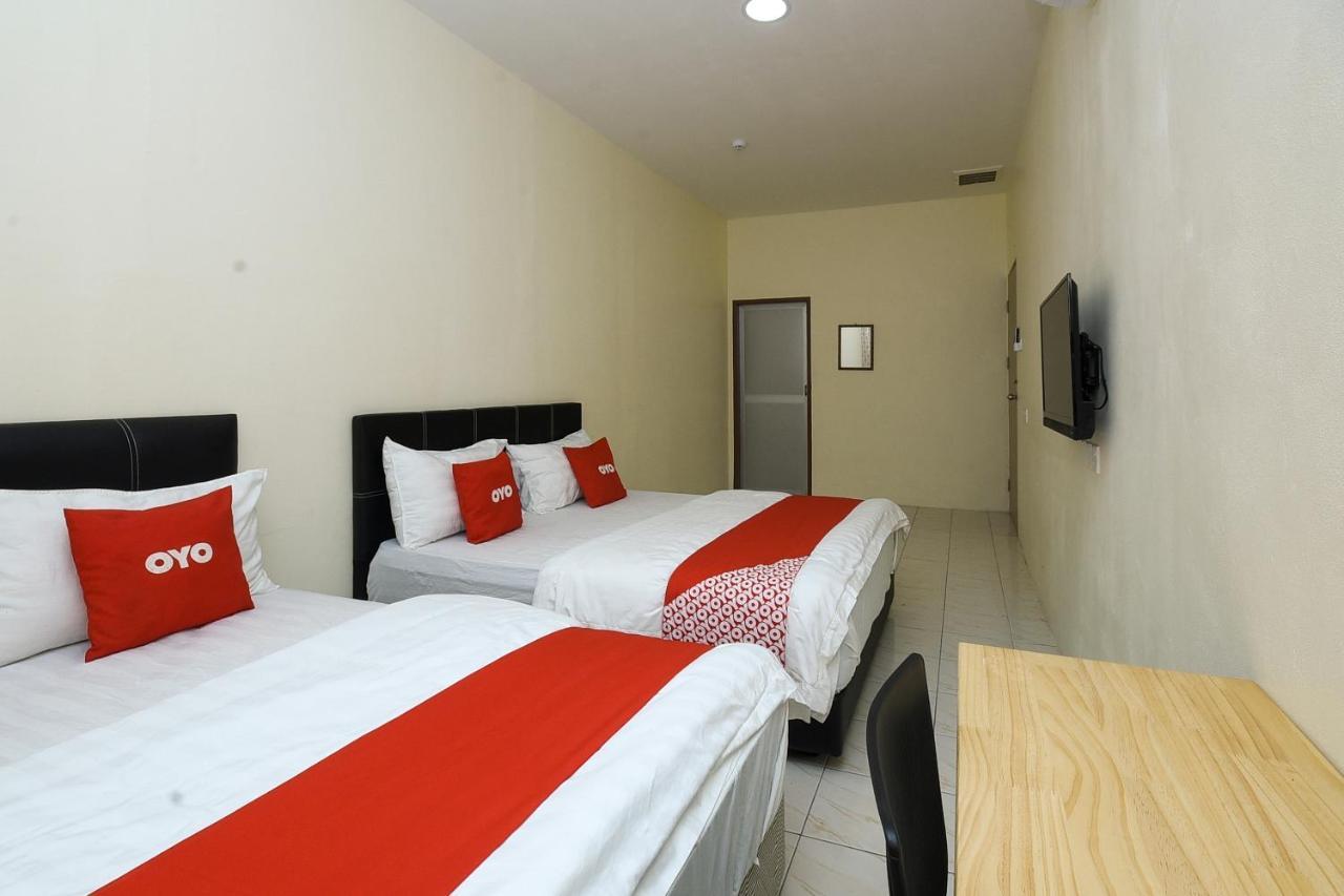 Oyo 90172 Goodwill Homestay Batu Niah Luaran gambar