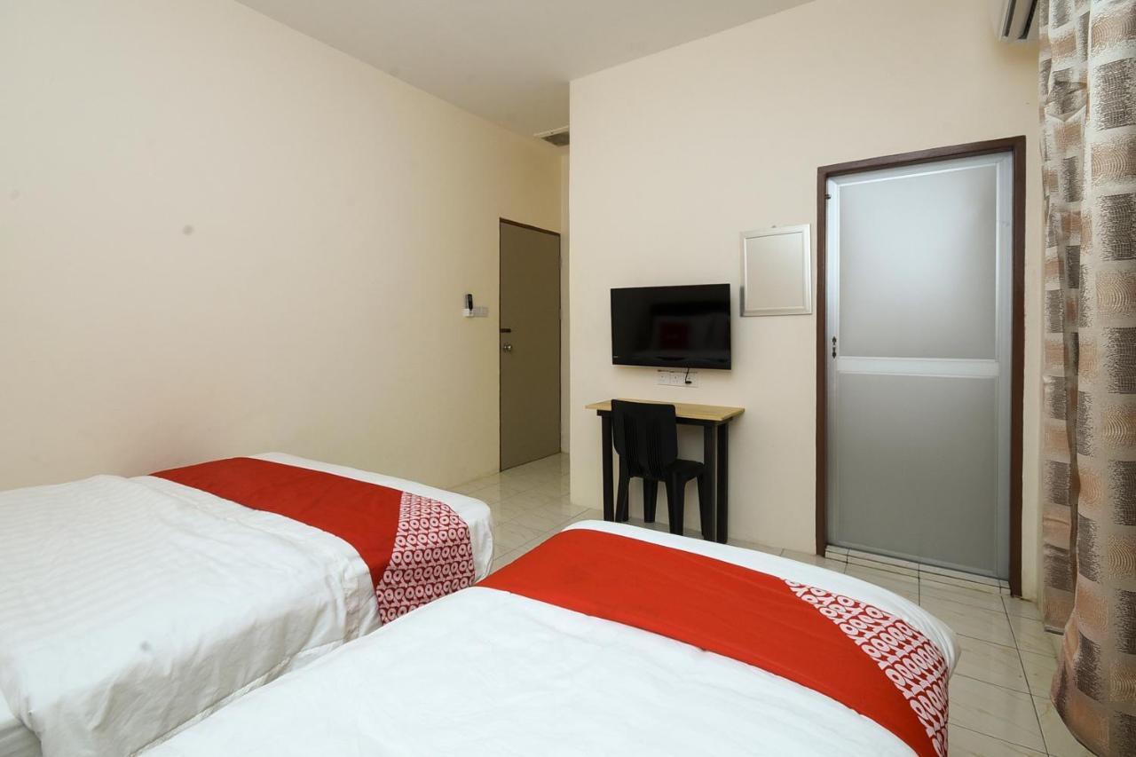 Oyo 90172 Goodwill Homestay Batu Niah Luaran gambar