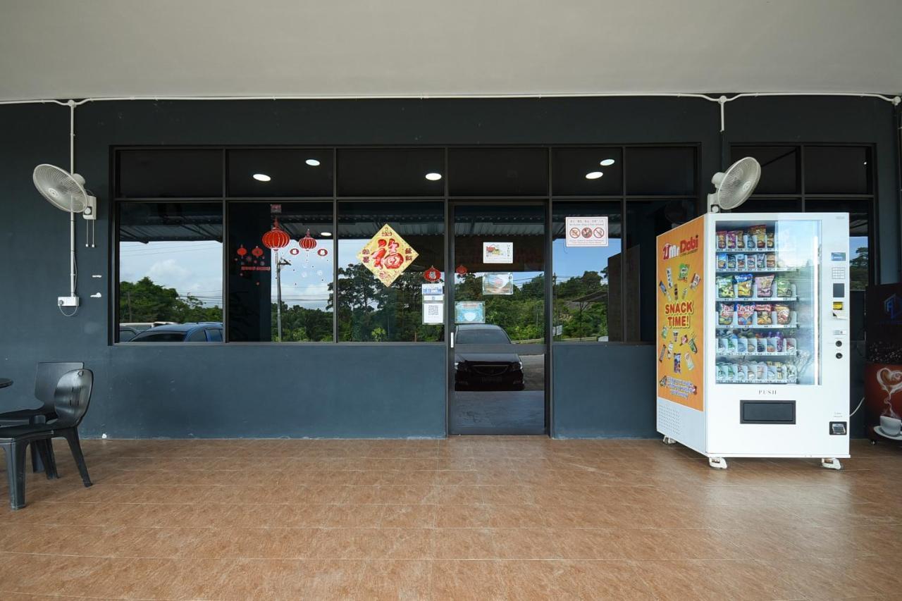Oyo 90172 Goodwill Homestay Batu Niah Luaran gambar