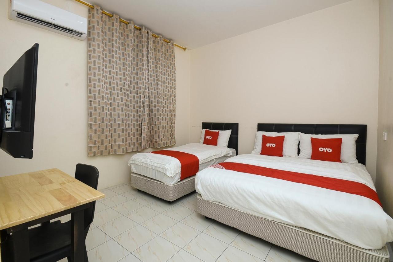 Oyo 90172 Goodwill Homestay Batu Niah Luaran gambar