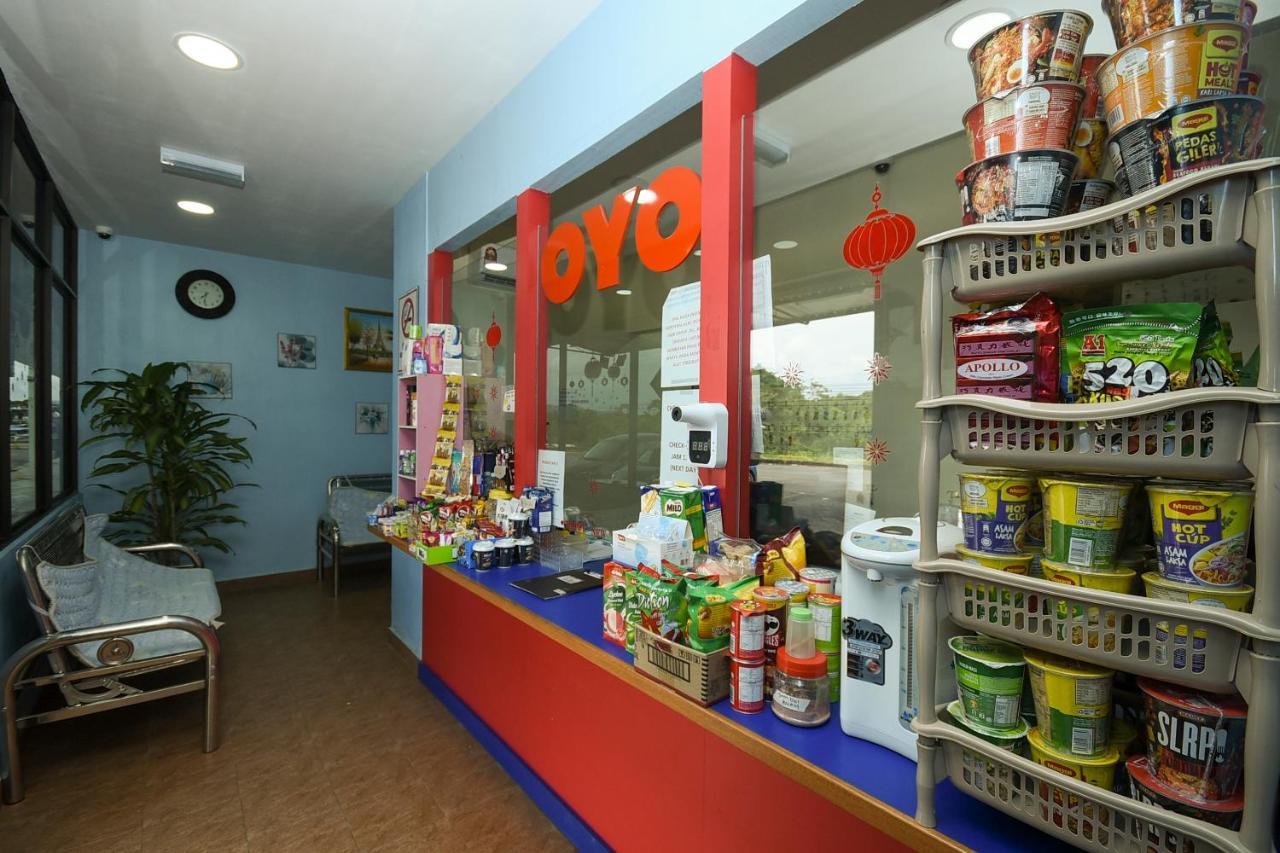 Oyo 90172 Goodwill Homestay Batu Niah Luaran gambar
