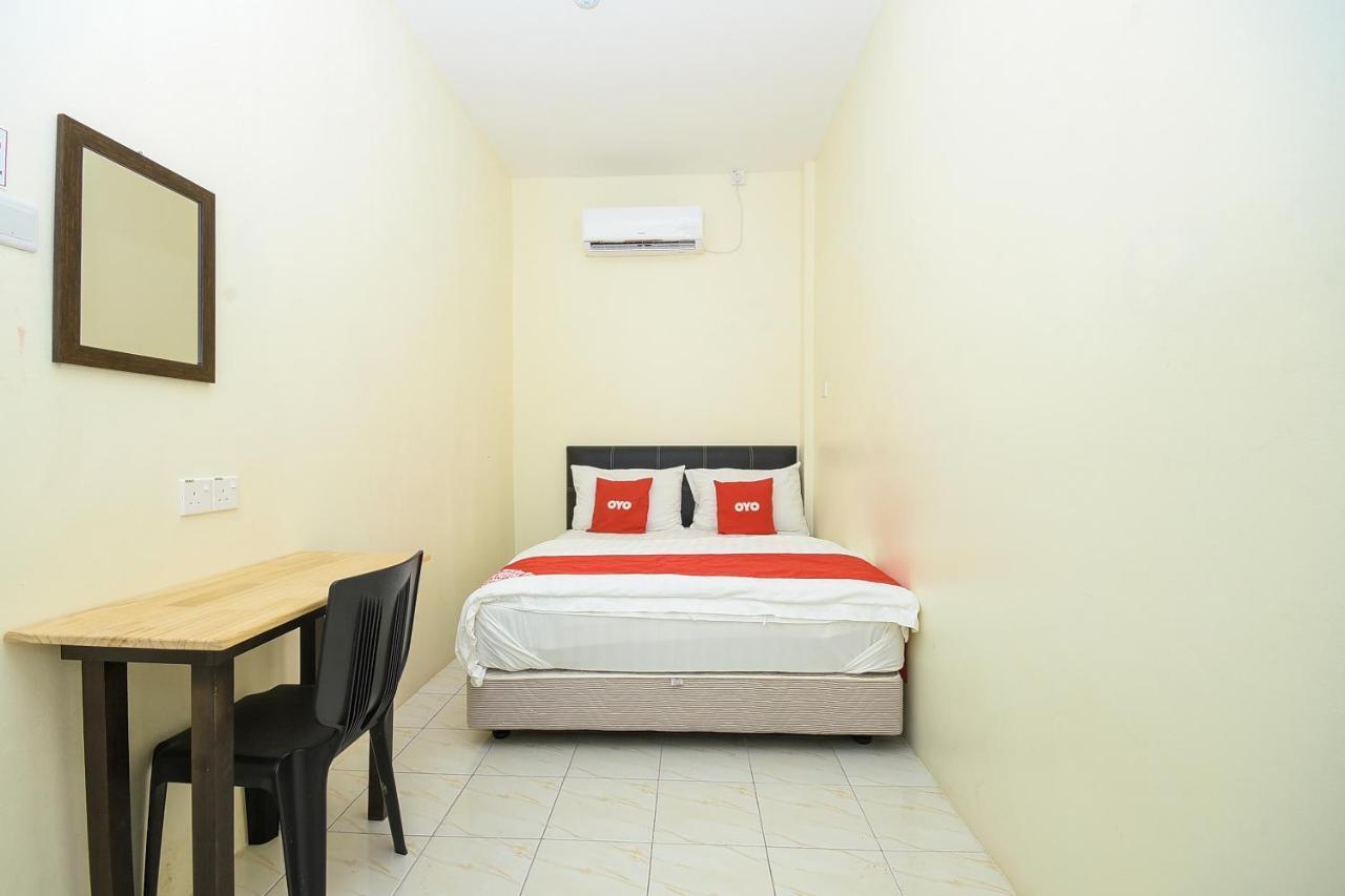 Oyo 90172 Goodwill Homestay Batu Niah Luaran gambar